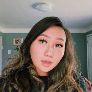 Meet your Posher, Isabella